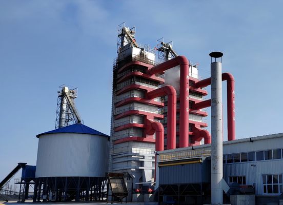 Schoon warmluchtverwarming middelgrote maïsdroger voor vochtvermindering 5-18% in grote capaciteit